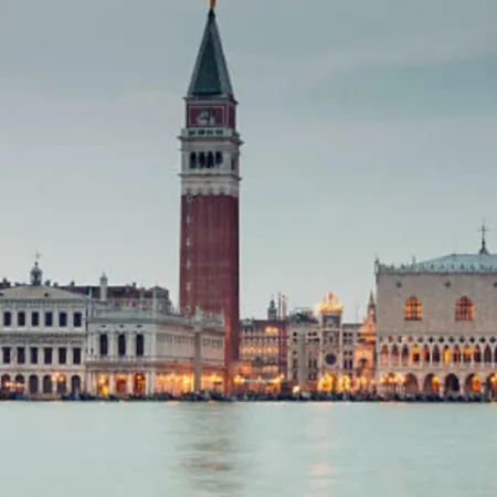 아파트 Venezia 미라